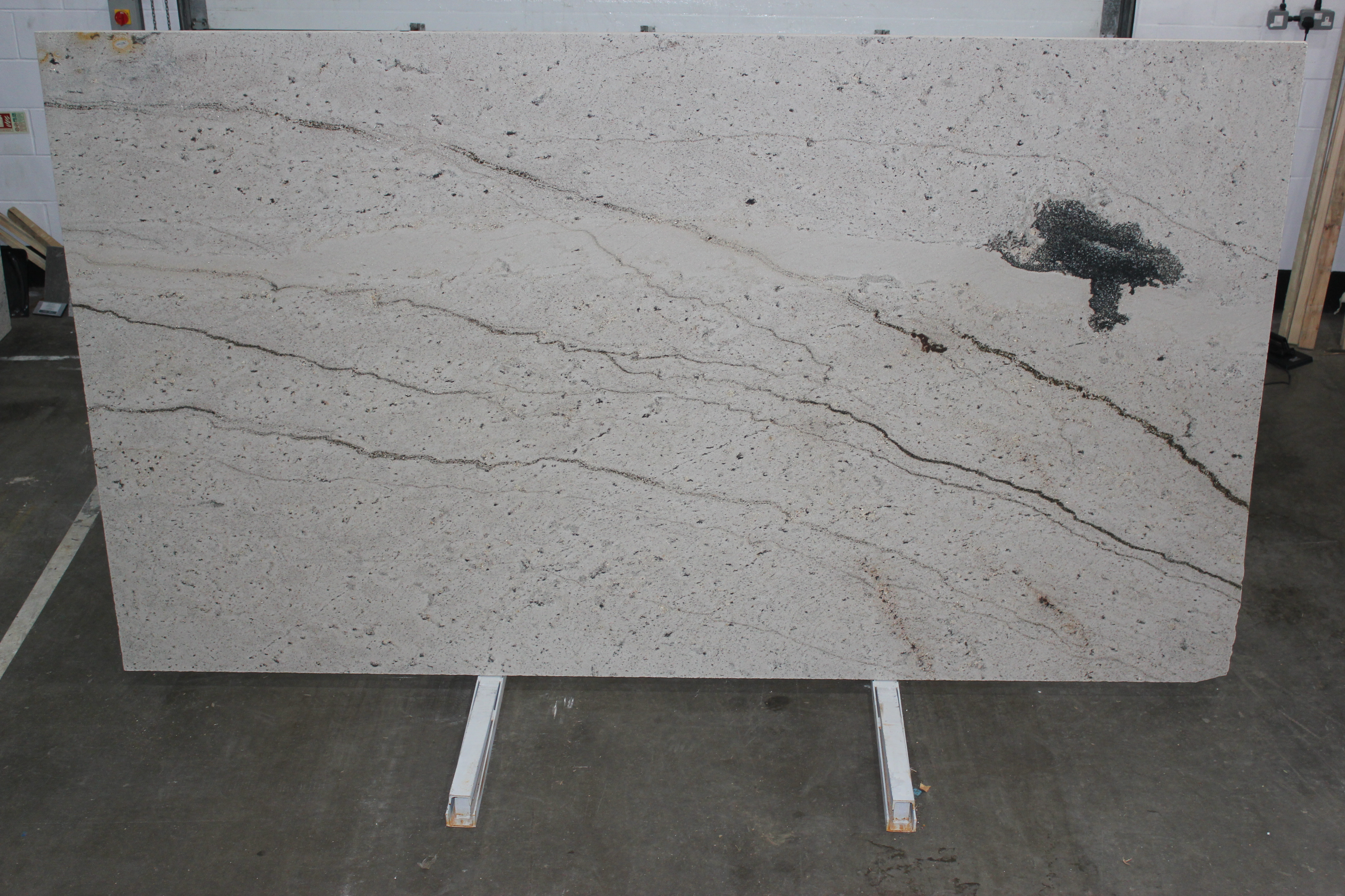 Ivory Spice Polished