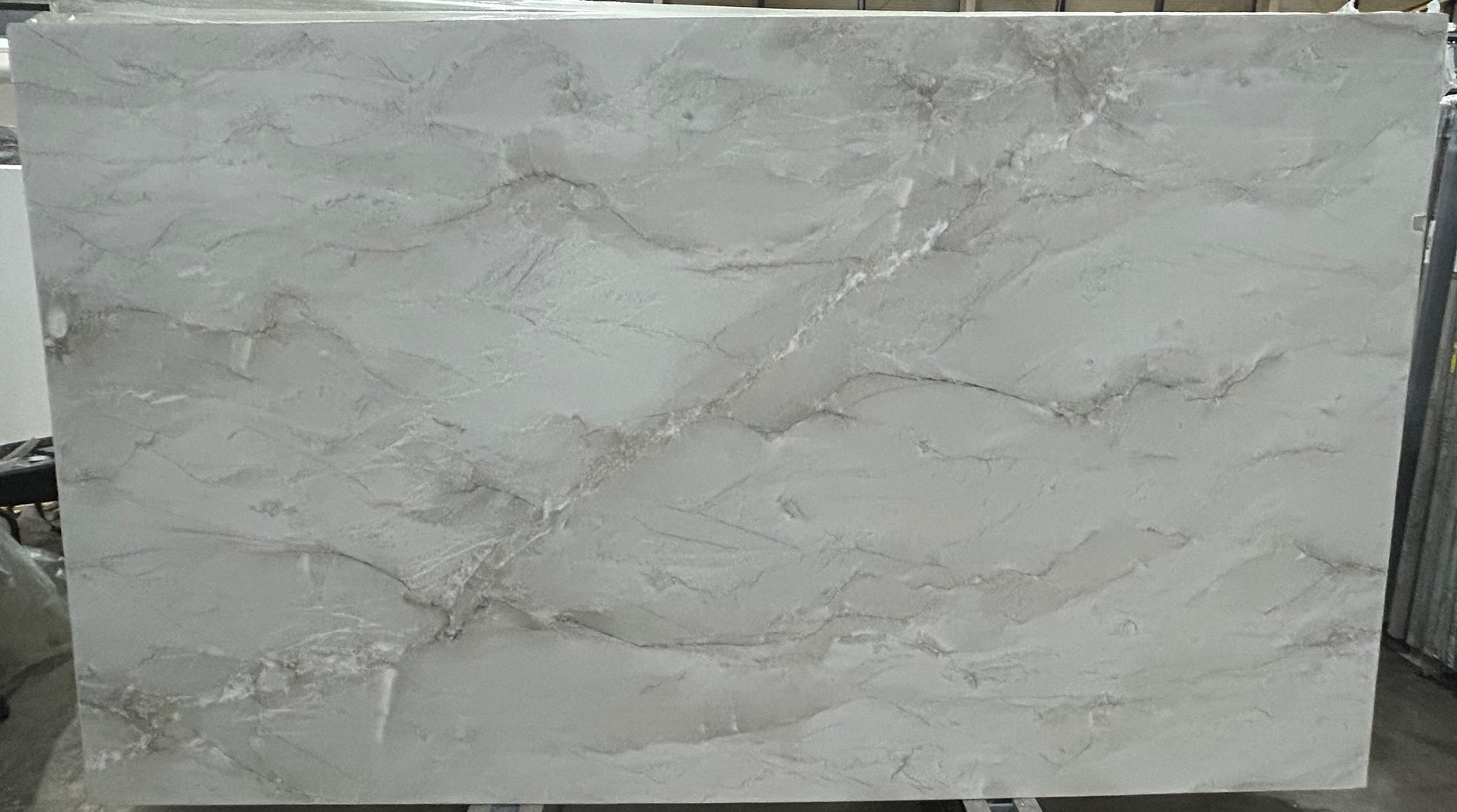 Superiore White