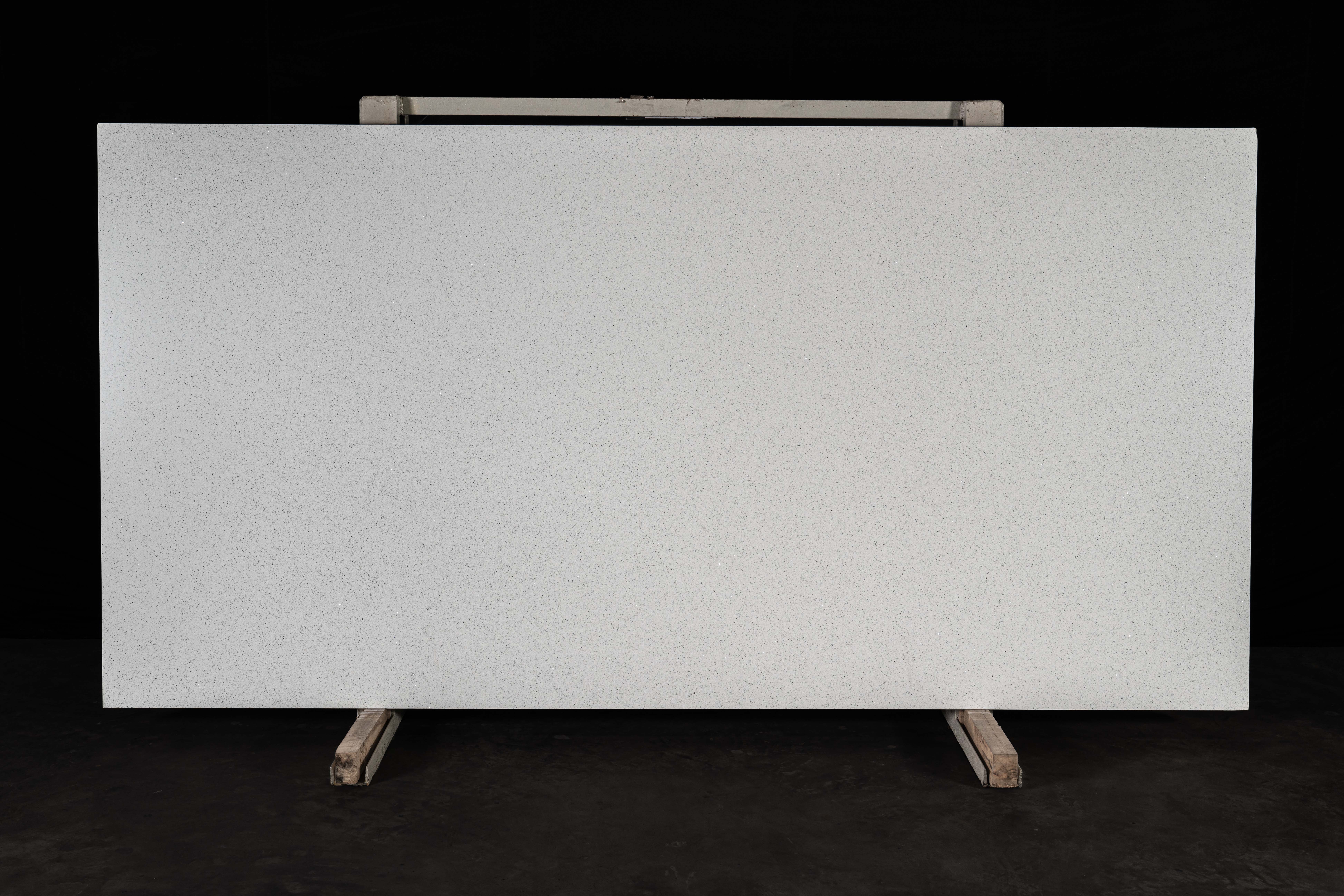 Quartz White Mirror