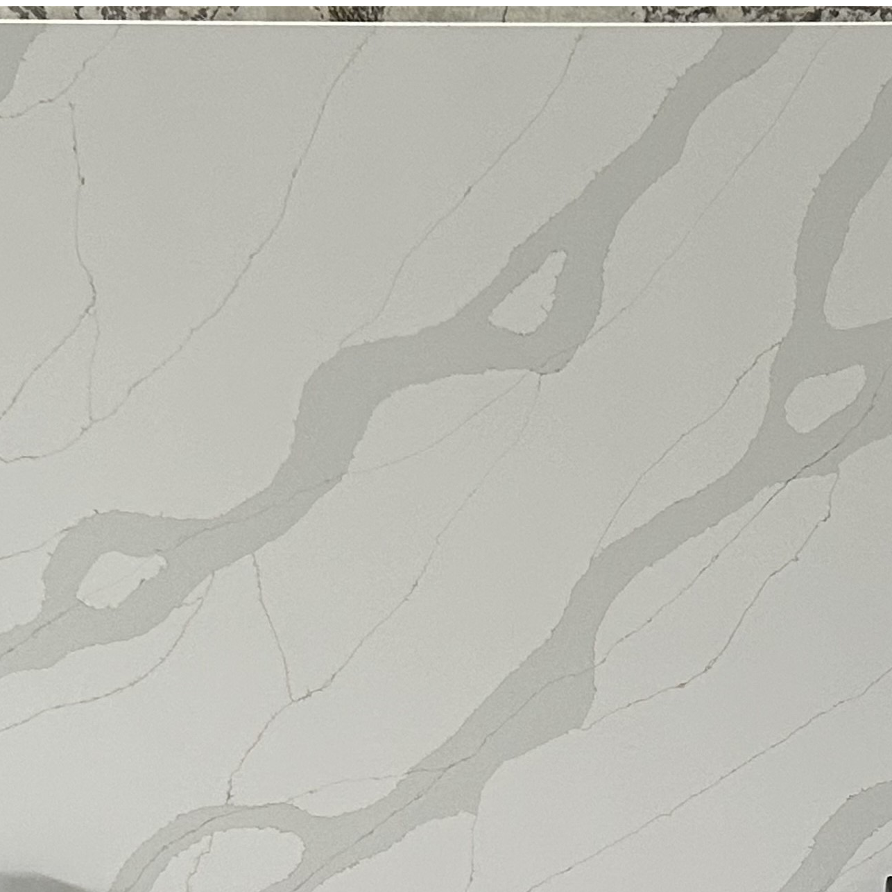 Quartz Calacatta Shimmer